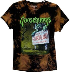 Goosebumps Horrorland Graphic Tee - Black and Brown